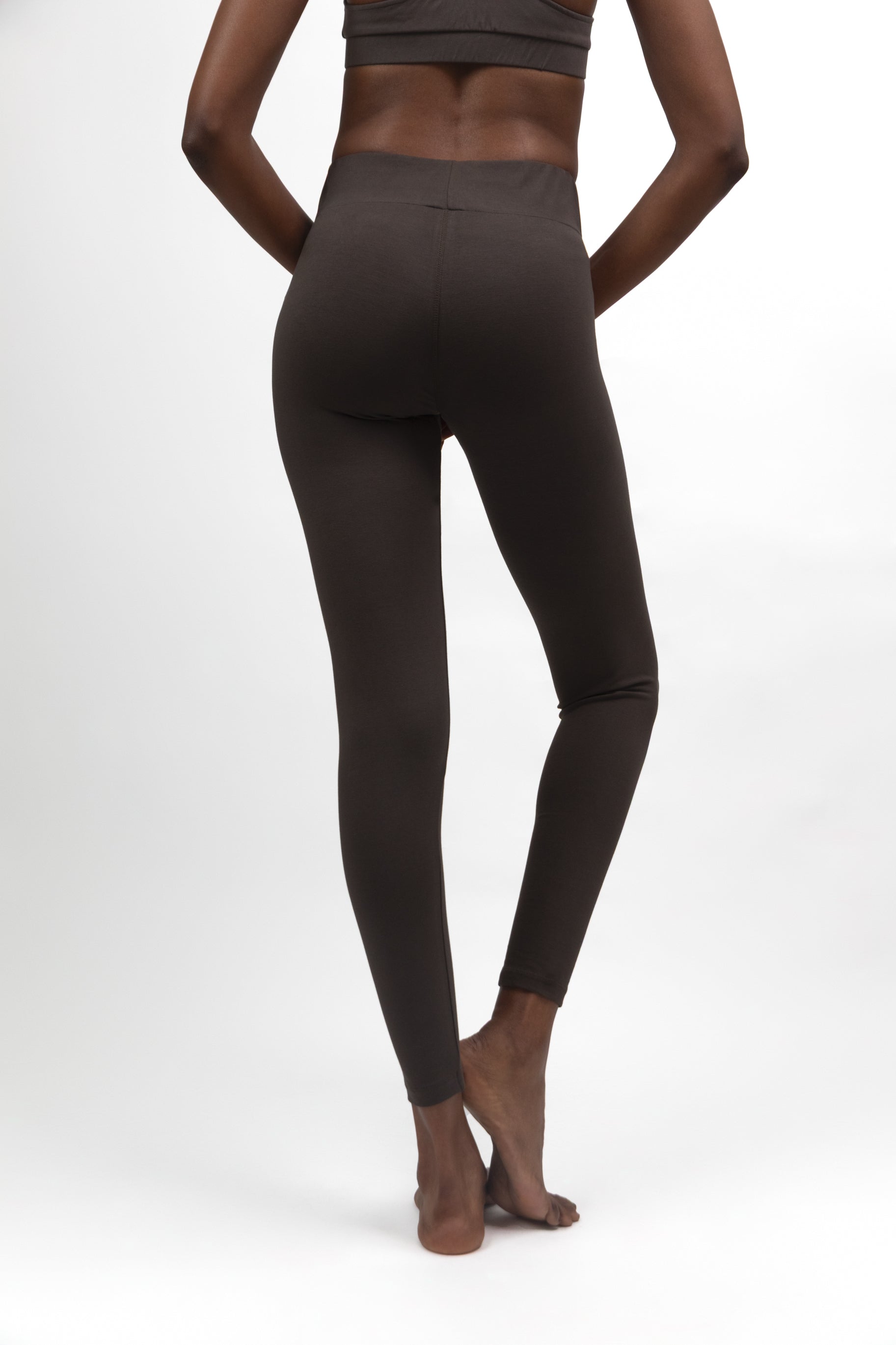 CORE LEGGINGS