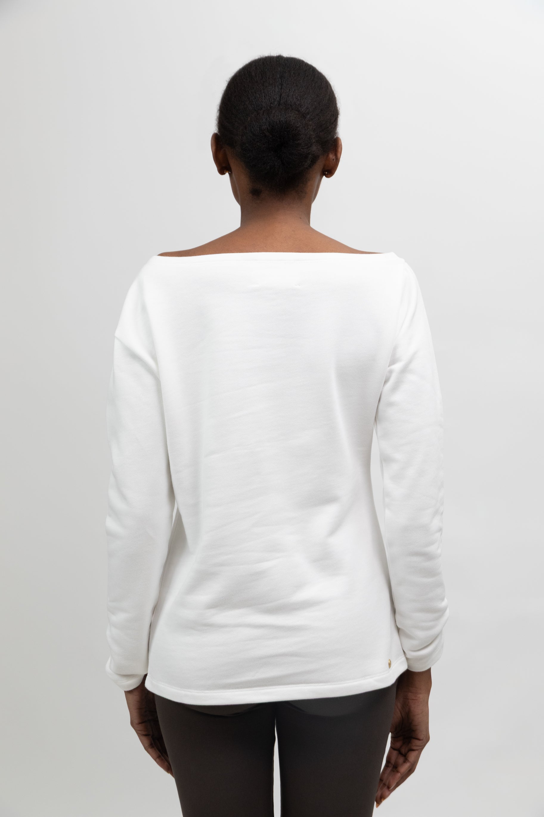 CORE SWEATER